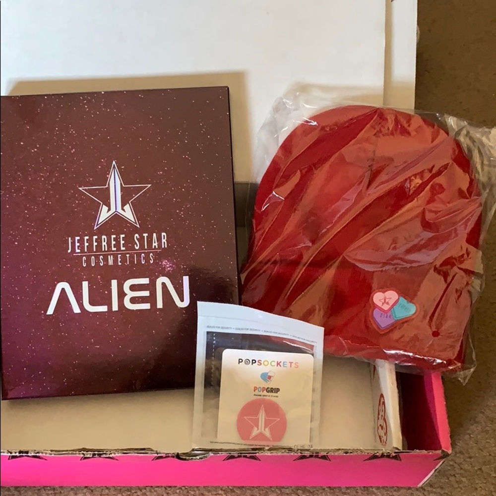 Jeffree star alien palette plus add ons